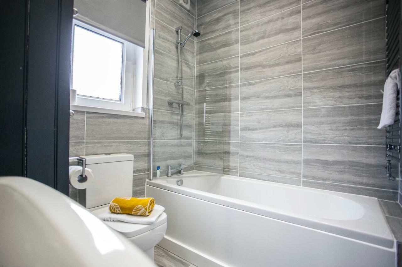 Dene View By Horizon Stays Darlington  Buitenkant foto
